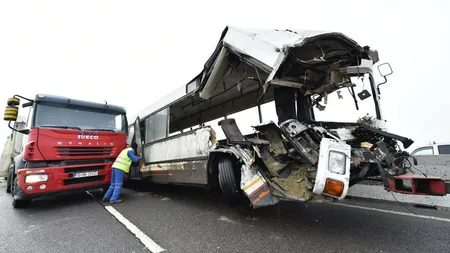 Pericol pe şosele. Mii de şoferi fantomă circulă în România şi provoacă din ce în ce mai multe accidente grave