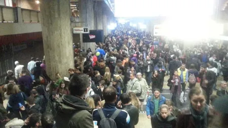 Staţii de metrou EVACUATE şi circulaţia trenurilor ÎNTRERUPTĂ din cauza unei sacoşe în care se aflau două sucuri şi un sandwich