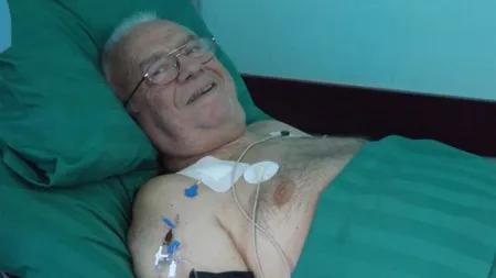 Momente grele pentru Alexandru Arşinel. Actorul ar putea ajunge din nou pe masa de operaţie