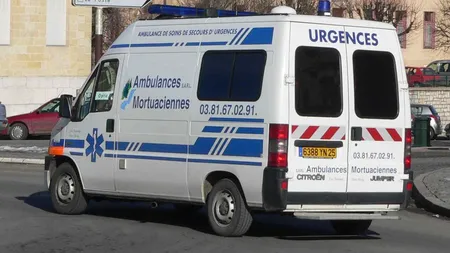 Patru morţi şi 14 răniţi în Franţa, după ce un balcon s-a prăbuşit