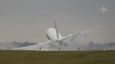 Cea mai periculoasă aterizare pe care ai văzut-o vreodată. Pilotul este un erou