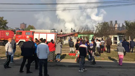 Incendiu devastator în colonia de romi Goldiş, la Câmpia Turzii