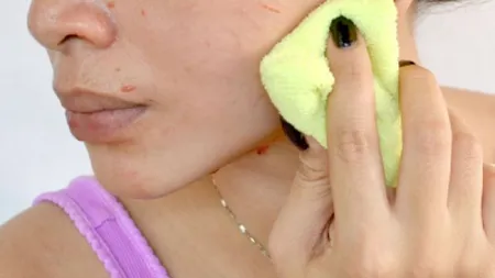 Dulăpiorul cosmetic al bunicii. Trucuri naturale pentru înfrumuseţare