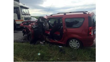 ACCIDENT GRAV pe DN 2: un mort şi patru răniţi, după ce două autovehicule s-au ciocnit