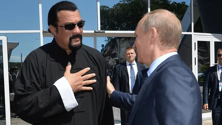 Putin i-a dat paşaport rusesc actorului american Steven Seagal