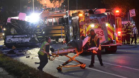 Şase persoane au murit în coliziunea a două autobuze, în Baltimore FOTO şi VIDEO