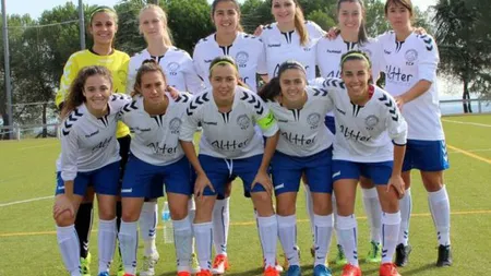 SCANDAL MONSTRU: o fotbalistă, filmată la DUŞURI. Autorităţile au demaract o ANCHETĂ