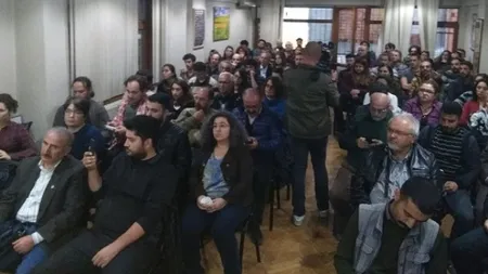 Erdogan repune în drepturi MII de PROFESORI care fuseseră suspendaţi