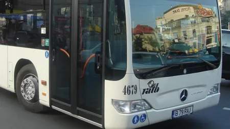 Linie specială RATB în perioada sărbătorilor de iarnă: În ce autobuze se vor putea asculta poveşti cu actori profesionişti