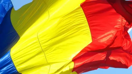 Un drapel tricolor de 150 de metri, purtat pe străzile din Sfântu Gheorghe de Ziua Naţională a României