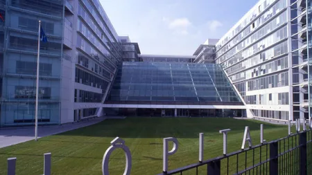 Alertă cu bombă la Paris: Spitalul Georges Pompidou a fost închis