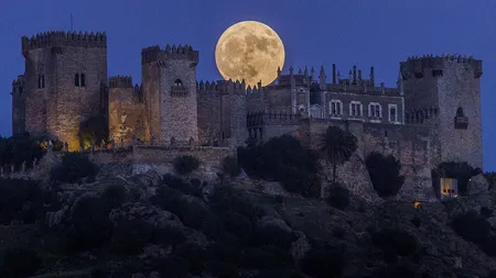 SUPERLUNA, toate detaliile despre cea mai mare Lună din ultimii 68 de ani. NASA transmite LIVE evenimentul