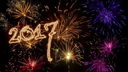 Artificiile de Revelion: Reguli pentru părinţi să ţină copiii în siguranţă