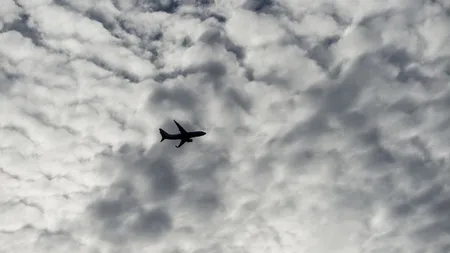 Lege dubioasă în India. Avioanele sunt obligate să ajungă la sol cu toaleta plină de excremente