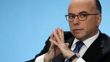Bernard Cazeneuve a fost desemnat în funcţia de prim-ministru al Franţei