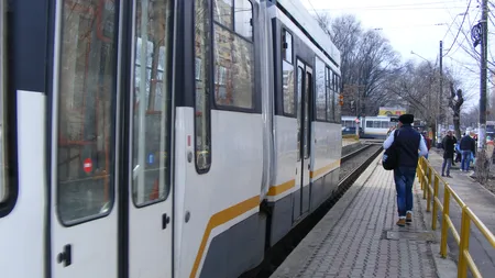 Bătrână lovită mortal de un tramvai. Vezi ce făcea în timp ce traversa strada
