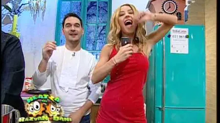 Ce poartă Flavia pe sub rochie în noaptea de Anul nou! Vedeta ţine la tradiţii