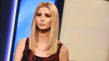 Incident la aeroport. Un bărbat a fost dat jos din avion pentru că a jignit-o pe Ivanka Trump