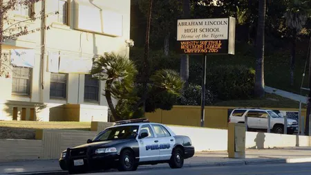 Măsuri de securitate sporite la o staţie de metrou din Los Angeles, în urma unei ameninţări cu bombă