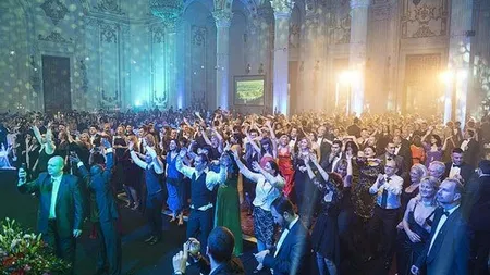 REVELION 2017. Cât îi costă pe bucureşteni petrecerea de Anul Nou: preţurile pornesc de la 300 de lei şi ajung până la 800 de lei