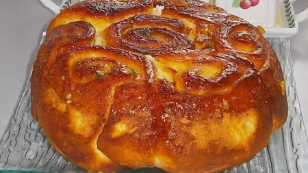 Reţete Crăciun 2016: Cozonac trandafir