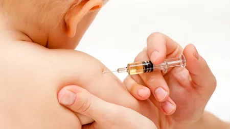 Guvernul anunţă lansarea unei platforme online pentru evidenţa stocurilor de vaccinuri din România