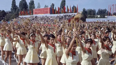 O cântăreaţă celebră din Epoca de aur a ajuns măicuţă la mănăstire. Despre cine este vorba FOTO