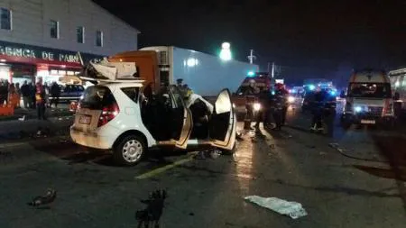 Accident grav pe Şoseaua Giurgiului, din Capitală. O femeie şi un copil de trei ani au murit FOTO