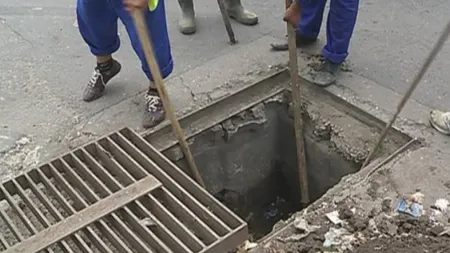 Canalizările, înfundate cu sarmale şi cârnaţi după Sărbătorile de Iarnă