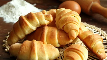 Cele mai pufoase cornuleţe cu unt