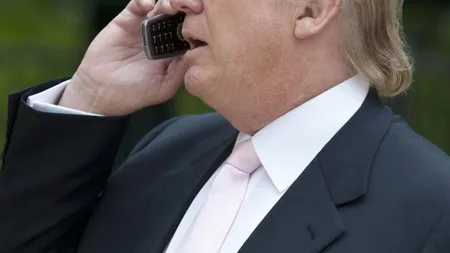 Donald Trump la va da telefon lui Hollande, Merkel şi Putin