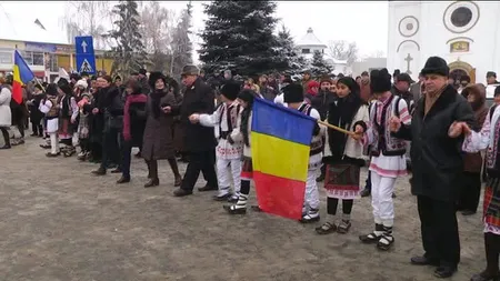 Mii de persoane participă la manifestările de Ziua Unirii de la Iaşi