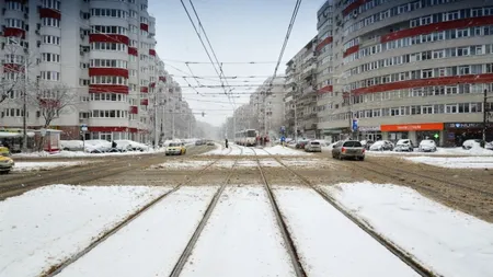 INFOTRAFIC BUCUREŞTI. În CAPITALĂ se circulă în condiţii de IARNĂ