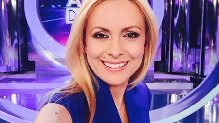Simona Gherghe, în braţele iubitului ei, în noaptea dintre ani FOTO