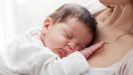 O femeie virgină a născut un bebeluş perfect sănătos. Cum a fost posibil