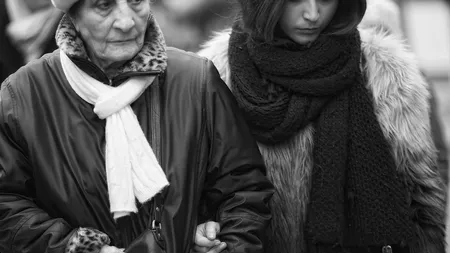 Întrebări penibile pe care ţi le pun părinţii şi cum să raspunzi la ele