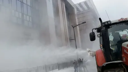 Protest cu lapte praf la Bruxelles