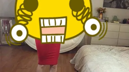 Cum a apărut o tânără la birou, în prima zi de lucru. Şeful a dat-o afară imediat FOTO