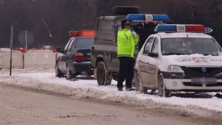 Un autocar cu 20 de copii a derapat în staţiunea Păltiniş