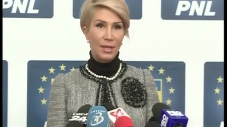Raluca Turcan: Singura soluţie este demisia de urgenţă a întregului Cabinet Grindeanu