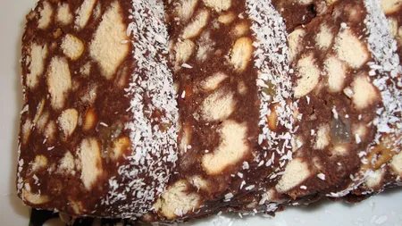 Reţeta zilei: Salam de biscuiţi