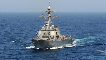 Provocare militară în Marea Neagră. Un avion militar rus s-a apropiat periculos de un distrugător al Marinei SUA