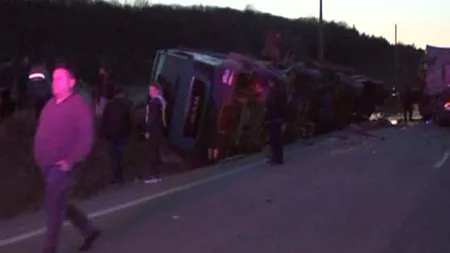 Accident cu două tiruri în Vrancea. Unul dintre şoferi a fost rănit grav