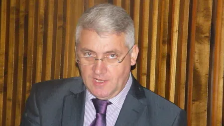 Adrian Ţuţuianu a anunţat că va demisiona la începutul noii sesiuni parlamentare din funcţia de secretar al Senatului