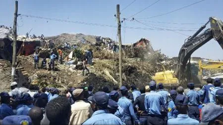 Alunecare de teren la o groapă de gunoi din Etiopia, soldată cu cel puţin 65 de morţi UPDATE