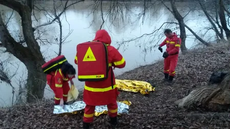 Un bărbat, găsit înecat la două săptămâni de la dispariţie
