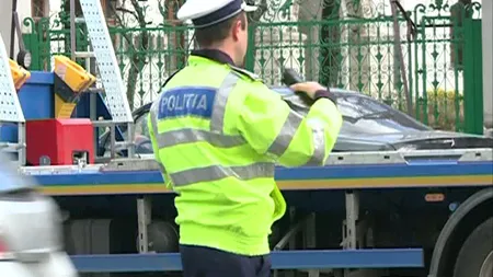 Alertă la Cotroceni! O maşină suspectă, lăsată în faţa porţii palatului, a fost ridicată de autorităţi