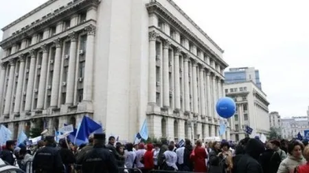 MAI anunţă creşteri salariale. Sindicaliştii ameninţă cu proteste, nemulţumiţi din cauza sporurilor