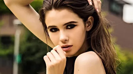 Fiica Anamariei Prodan, topless pe Internet, la 17 ani