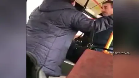 Scandal într-un autobuz din Constanţa. Totul a fost filmat de un călător